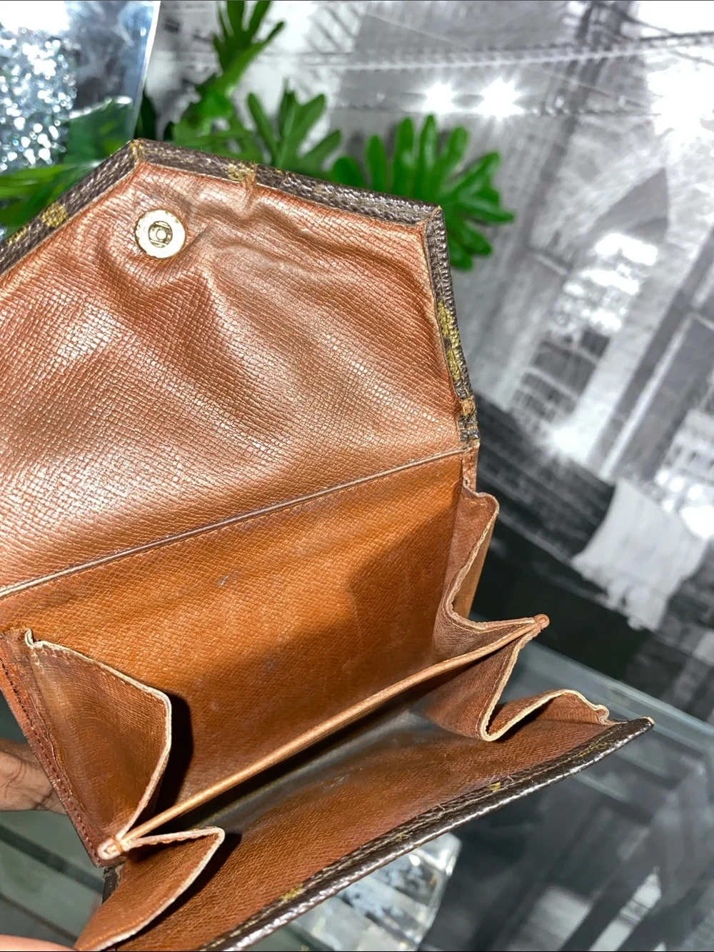 Authentic Vintage Louis Vuitton Monogram Elise Envelope Flap Closure Wallet